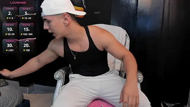 Flynn Riider online show from February 27, 5:34 am