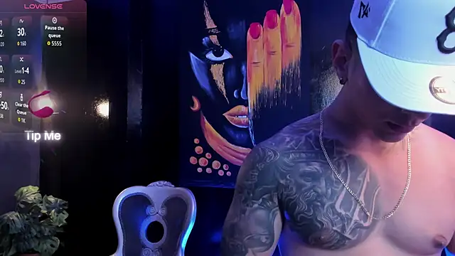 Flynn Riider online show from January 13, 6:01 pm