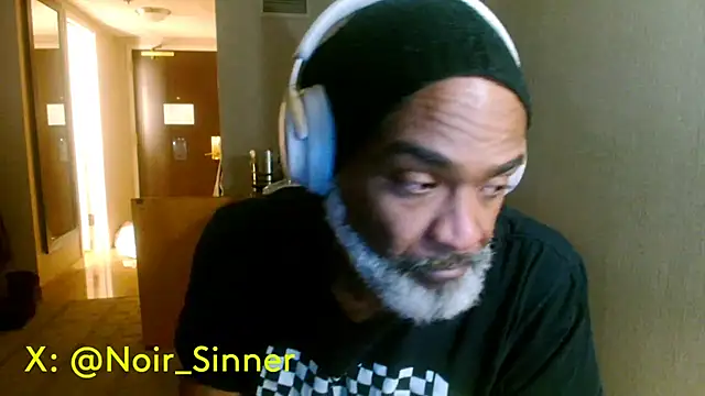 sinnernoir online show from January 15, 8:00 pm