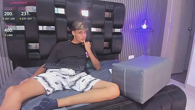 Alex Strip  online show from December 15, 6:18 am