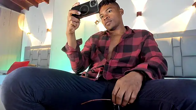 JEFFREY COTTOM online show from January 8, 7:13 pm