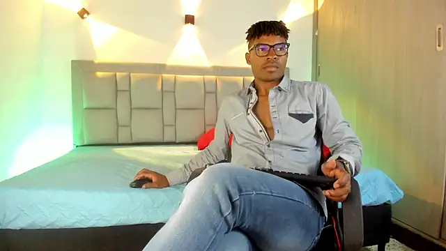 JEFFREY COTTOM online show from December 24, 2:12 pm