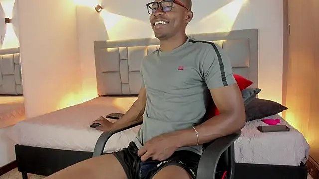 JEFFREY COTTOM online show from February 8, 3:31 pm