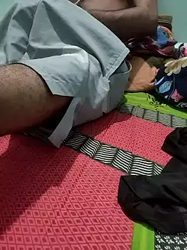 Snapshot of bananadick____ chatting on October 10, 3:28 pm bananadick     online show from October 10, 3:28 pm