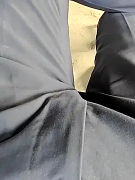 Snapshot of bananadick____ chatting on January 6, 8:46 am bananadick     online show from January 6, 8:46 am