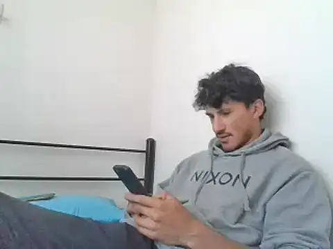 xxx-999 online show from March 17, 4:22 pm