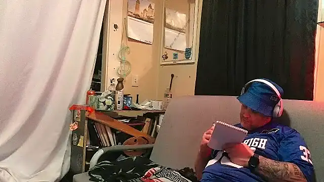 TwoFarty240 online show from March 22, 9:31 pm