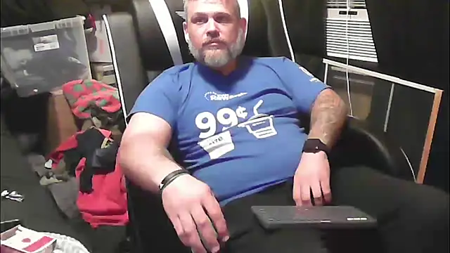 TwoFarty240 online show from October 17, 4:38 am