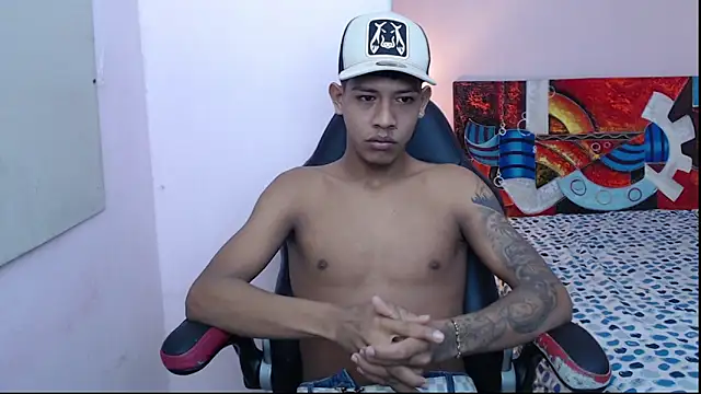 Snapshot of mr_stiven_ chatting on January 20, 3:37 am mr stiven  online show from January 20, 3:37 am