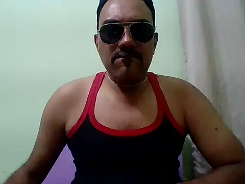 farhaanmacho online show from November 25, 3:25 pm