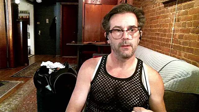 Johnny Bottoms online show from April 12, 1:01 pm