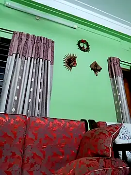 Snapshot of GildanK18 chatting on March 5, 5:29 pm GildanK18 online show from March 5, 5:29 pm