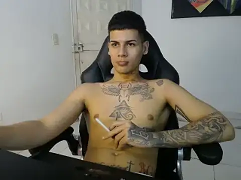 Clyde019 online show from February 11, 8:05 am