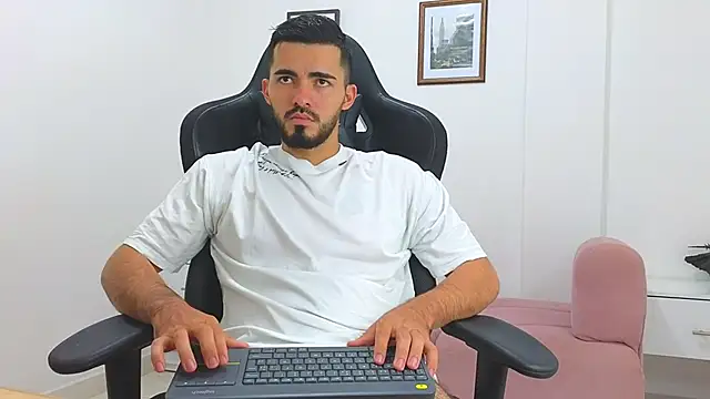 Massimoo 07 online show from January 30, 8:10 pm