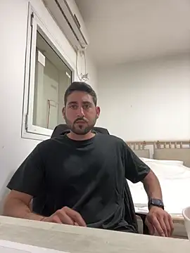 luffykingofpirets online show from May 10, 7:04 pm