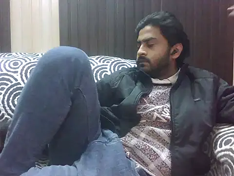 indihotguy online show from January 18, 8:11 pm