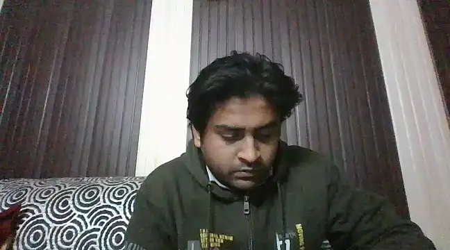 Snapshot of indihotguy chatting on February 13, 5:11 pm indihotguy online show from February 13, 5:11 pm