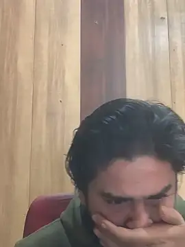 Snapshot of indihotguy chatting on February 20, 7:34 am indihotguy online show from February 20, 7:34 am