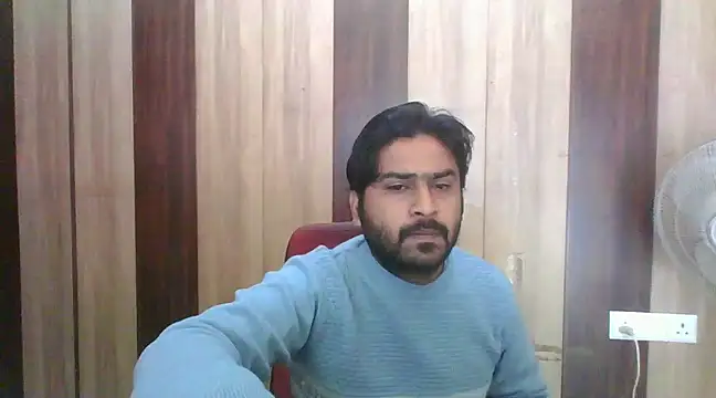 Snapshot of indihotguy chatting on January 14, 6:45 am indihotguy online show from January 14, 6:45 am