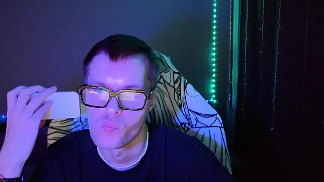 Leonnextdoor online show from January 17, 11:06 am