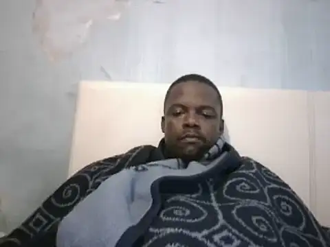 ThamiXX online show from January 16, 3:45 am