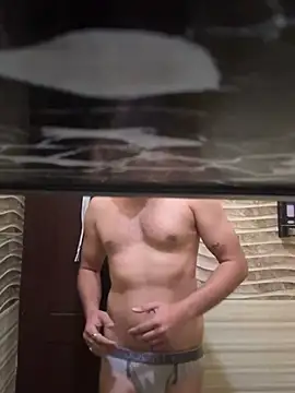 Snapshot of skyisthelimit12 chatting on February 2, 5:53 am skyisthelimit12 online show from February 2, 5:53 am