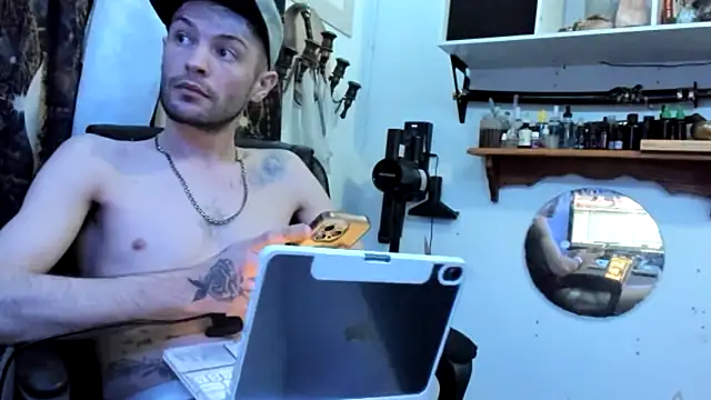 Trystan Spellman online show from March 17, 3:20 am