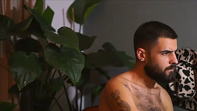 HairyRobxxx online show from September 19, 5:46 pm