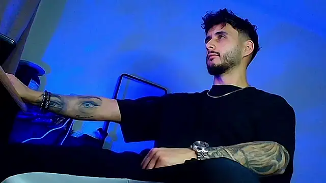 XanderCage99 online show from February 15, 12:17 am