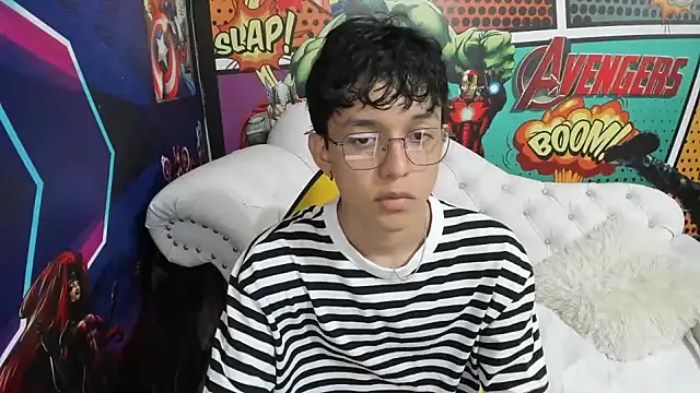 Snapshot of jisuscat chatting on January 18, 6:53 pm jisuscat online show from January 18, 6:53 pm