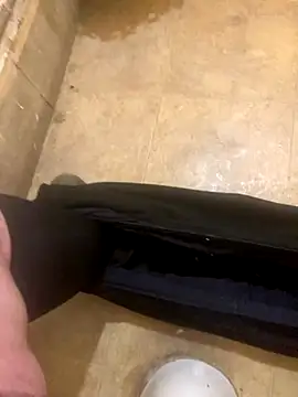 balint35 online show from November 30, 8:11 pm