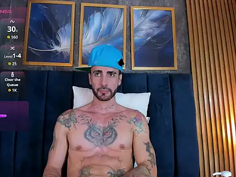 Lancelot Benwick online show from April 11, 9:29 pm