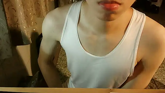 KYU890428 online show from September 27, 7:45 pm