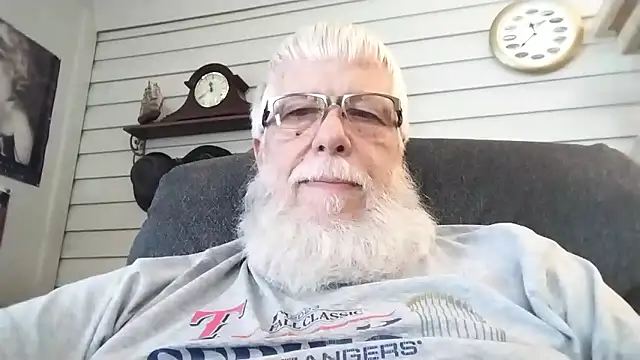 Buzzintx online show from January 14, 5:39 pm