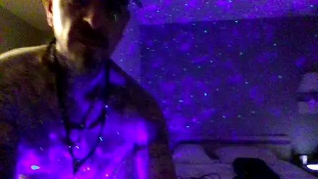 justthetip4209 online show from March 23, 11:43 pm