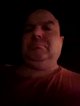 Snapshot of hesjustafriend chatting on February 22, 6:15 pm hesjustafriend online show from February 22, 6:15 pm