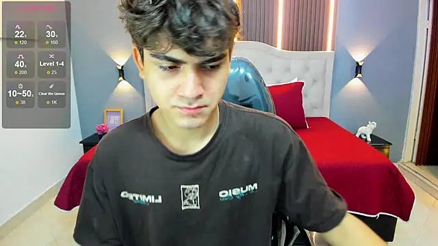 Tommy18   online show from March 24, 3:33 am