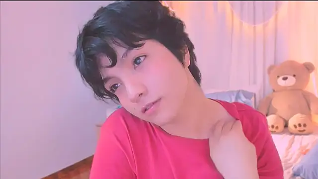 AllanYong18 online show from December 19, 12:13 pm