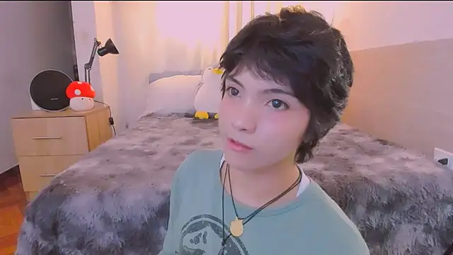 AllanYong18 online show from March 21, 6:50 am