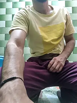 TOPMOON001 online show from October 5, 8:13 pm