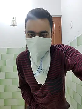 TOPMOON001 online show from March 2, 6:57 pm