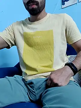 TOPMOON001 online show from October 24, 11:34 am