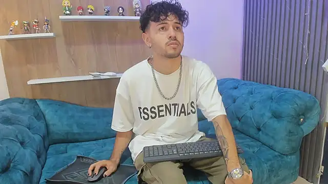 javi fox online show from January 31, 4:03 am