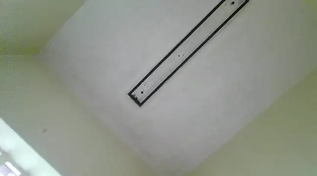 Dube501 online show from February 1, 7:05 am