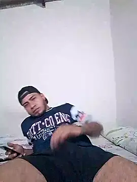 Snapshot of Danger27 chatting on March 22, 10:26 pm Danger27 online show from March 22, 10:26 pm