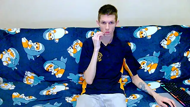 Lester Broo online show from December 4, 9:22 pm