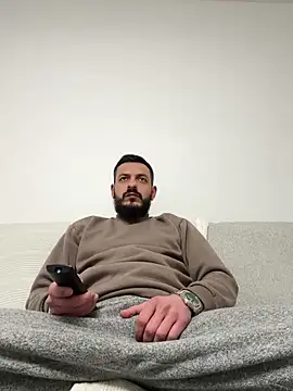 derbyo online show from February 8, 4:14 pm