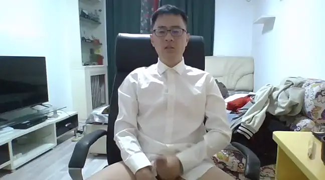 taiwanboybigtop1069 online show from March 8, 4:16 pm