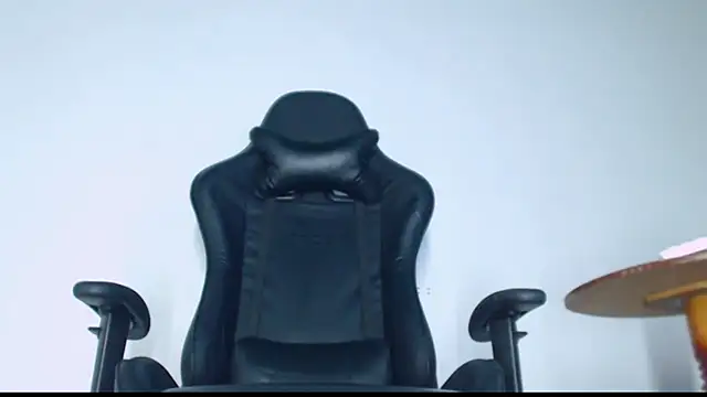 matteo rivas online show from February 6, 11:01 pm