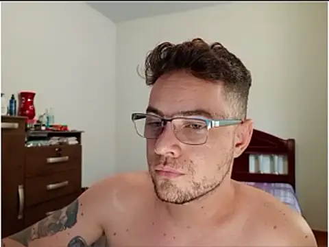 Dyllan   online show from April 13, 3:56 pm